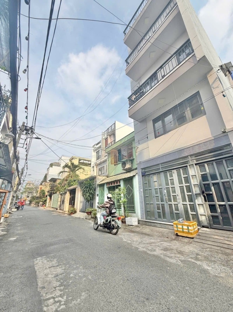 Bán Nhà Hẻm 71 Trịnh Đình Trọng Phường Tân Phú